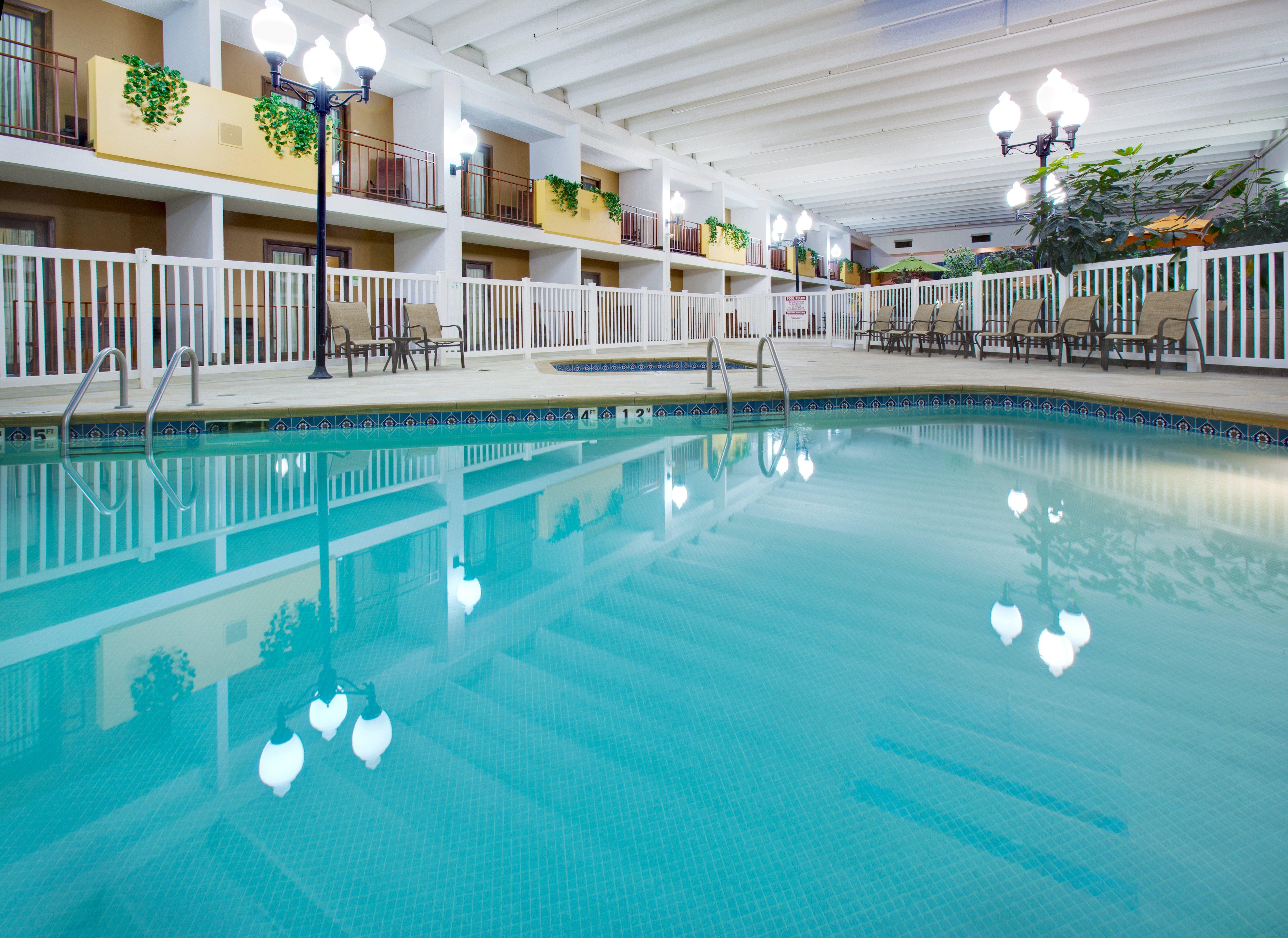 Doubletree By Hilton Austin, Mn Hotel Екстериор снимка
